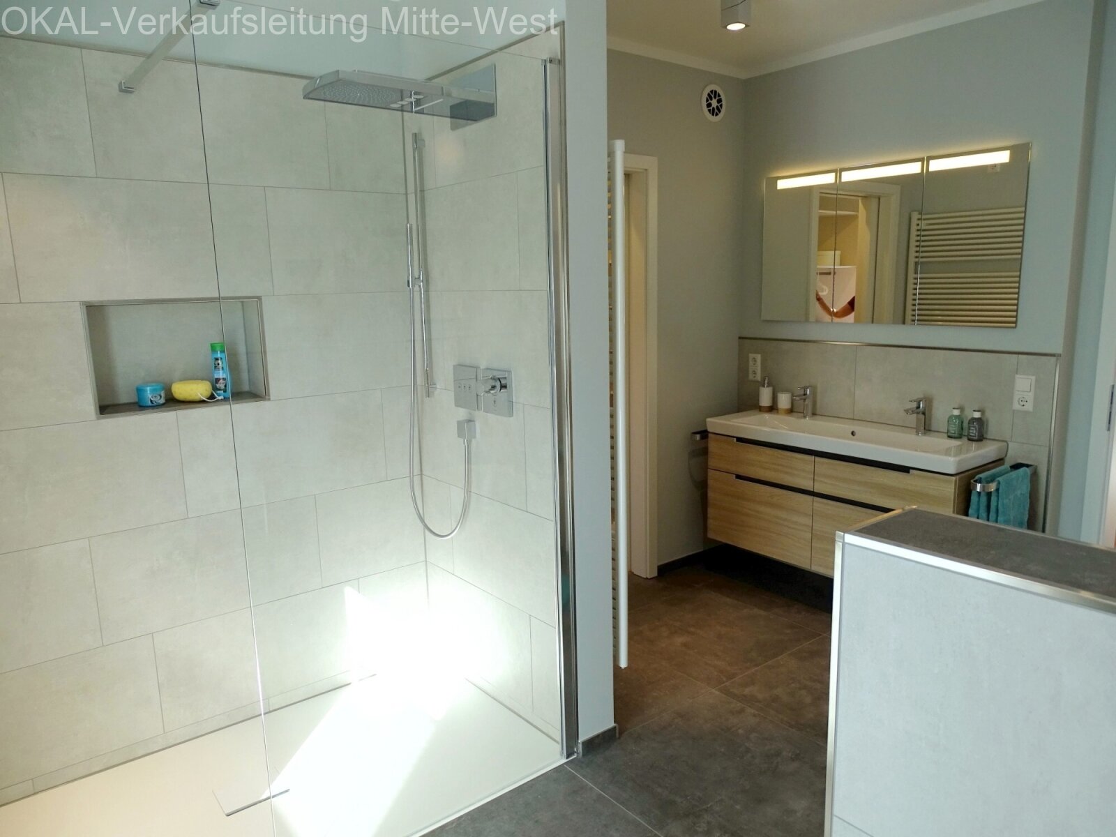 Stadtvilla von Okal - Aktionshaus - in 53545 Ockenfels/Linz