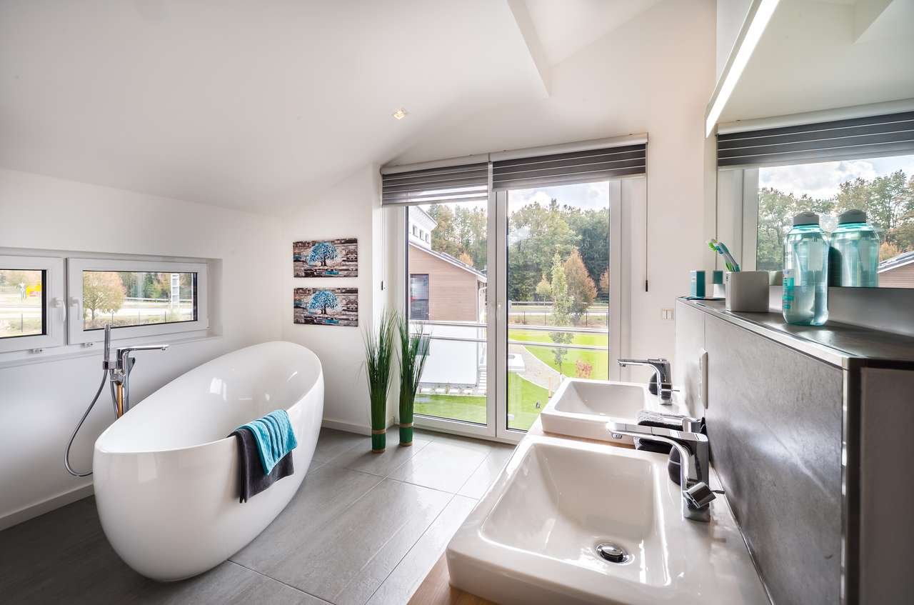 EINZIEHEN statt Ausbauen! :: Aktionshaus - inkl. Marken-Küche