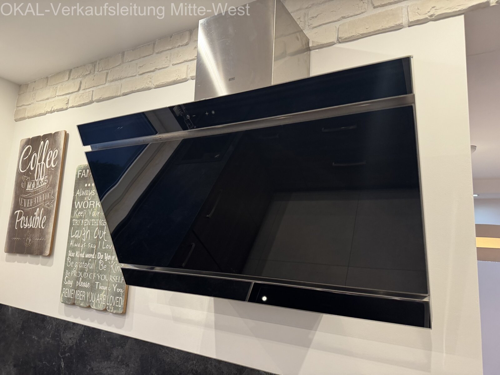 Top Renovierte Eigentumswohnung mit Balkon, Tiefgarage, Kellerraum und Gartenmitbenutzung