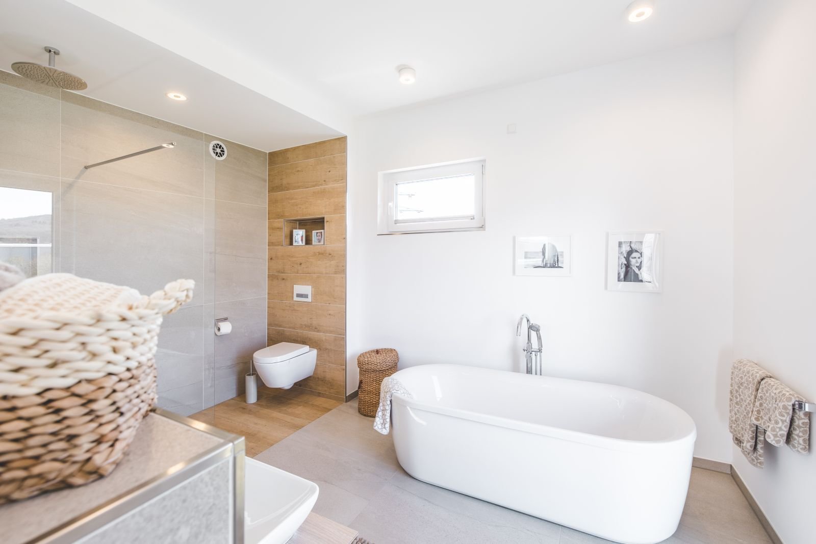 TRAUM HAUS INKLUSIVE GRUNSTÜCK, SCHLUSSELFERTIG,WOHNEN MIT MEDITERANEM FLAIR