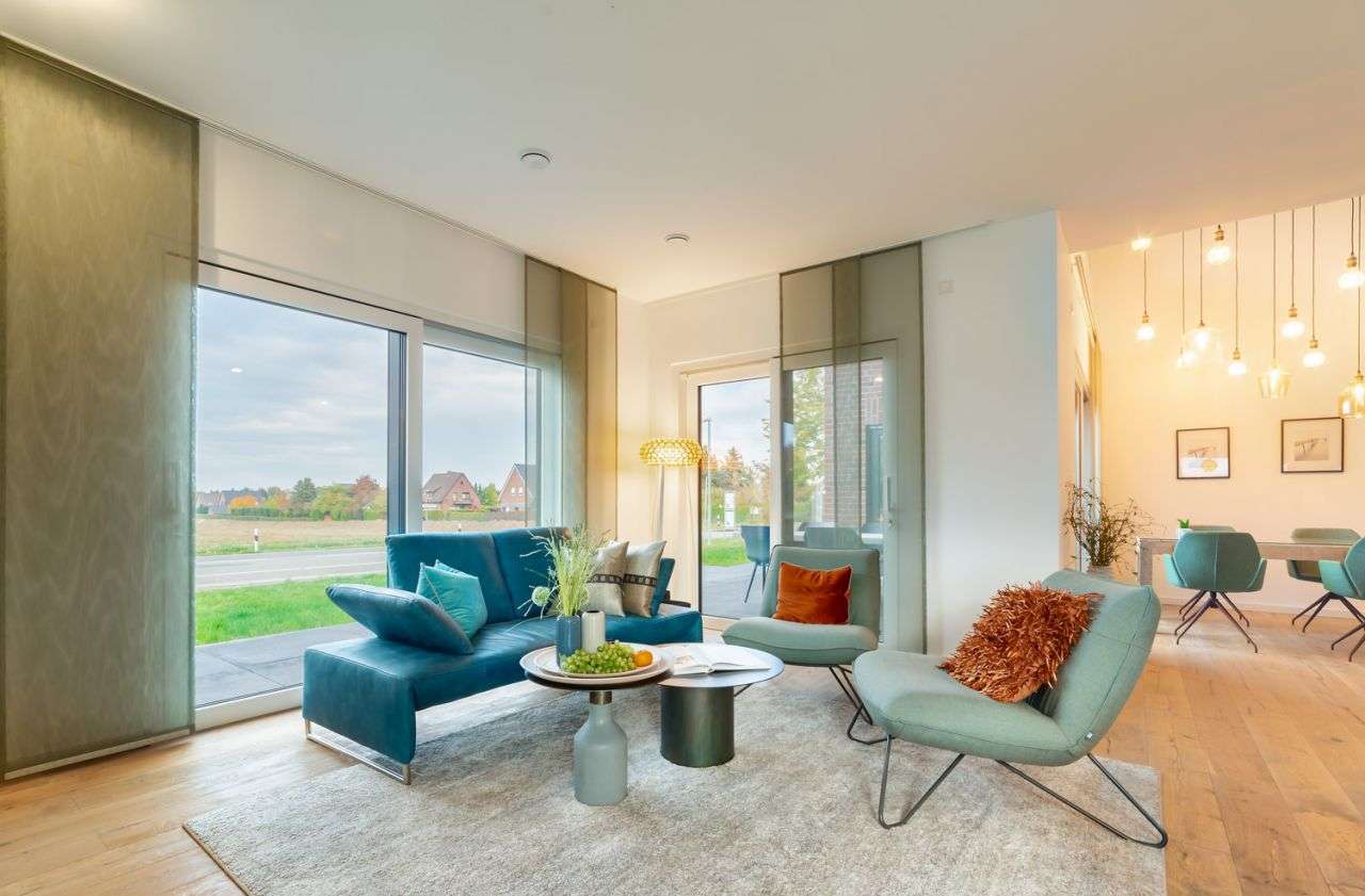 Schick unser neues Bungalow, von innen und außen