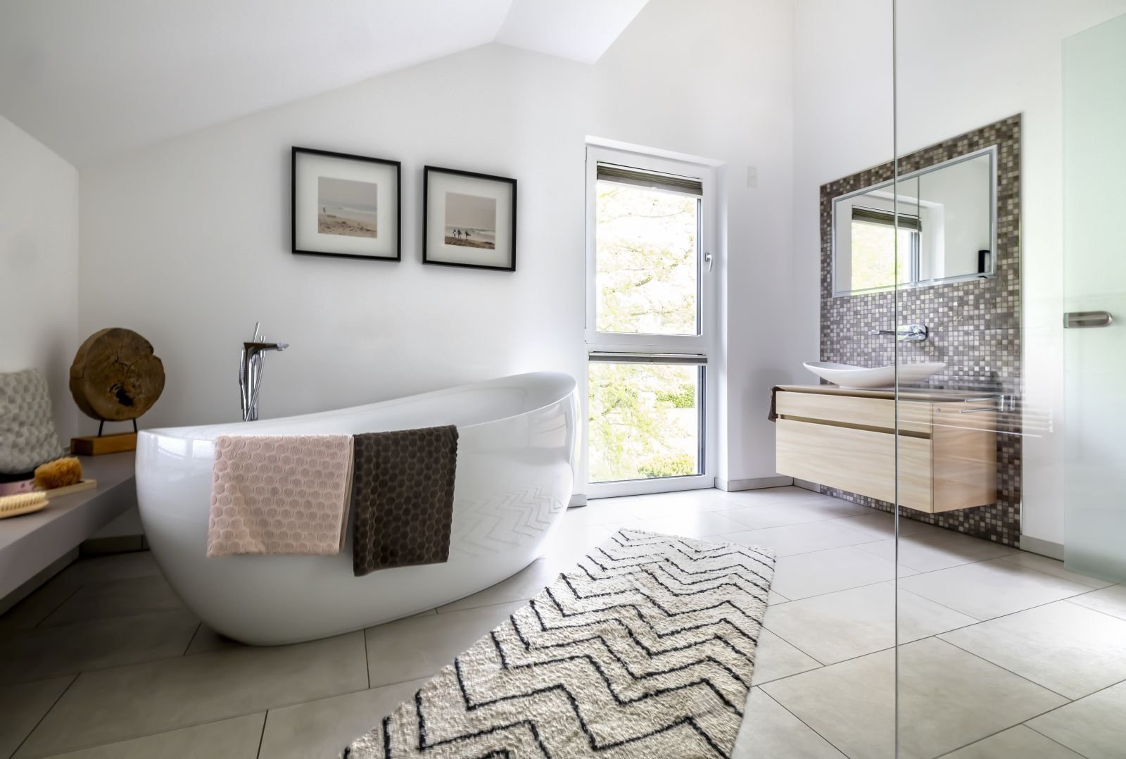 ARCHITEKTENHAUS INKLUSIVE GRUNDSTÜCK, SCHLUSSELFERTIG, ANTIKE TRIFFT AUF MODERNE