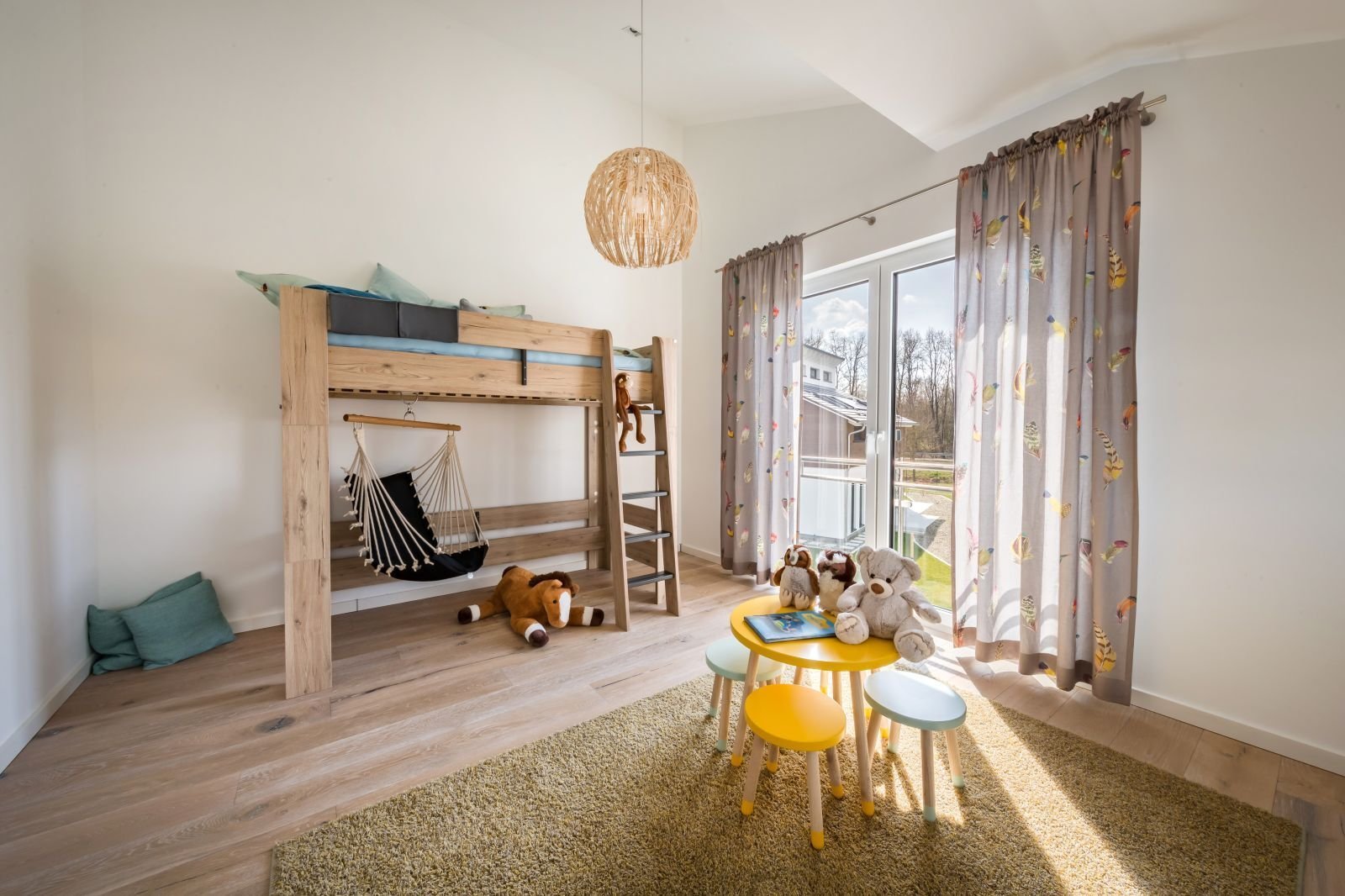 ARCHITEKTENHAUS INKLUSIVE GRUNDSTÜCK, SCHLUSSELFERTIG, VIELSEITIG NUTZBAR