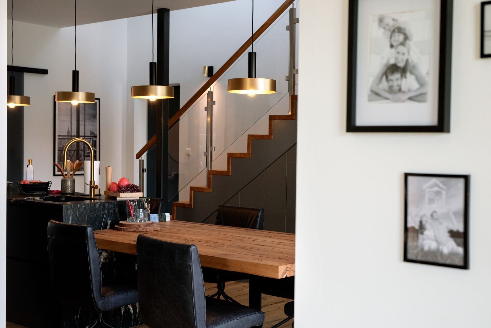 EINFAMILIENHAUS MIT STAFFELGESCHOSS