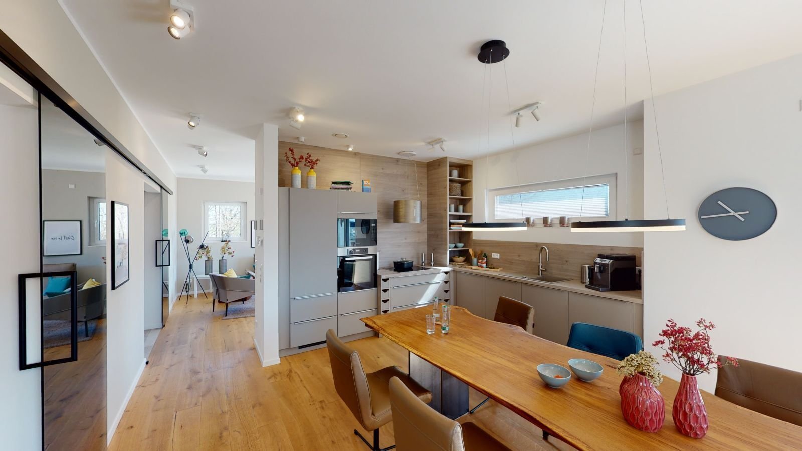 BAUHAUS-STIL TRIFFT MODERNE - Malervorbereitet inkl. Grundstück