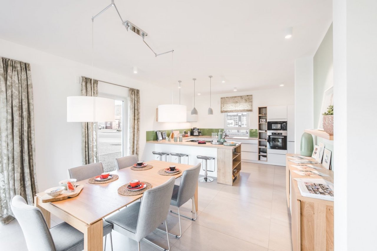 Ansicht Küche/Esszimmer Ansicht Küche/Esszimmer