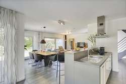 Ansicht Küche/Esszimmer Ansicht Küche/Esszimmer